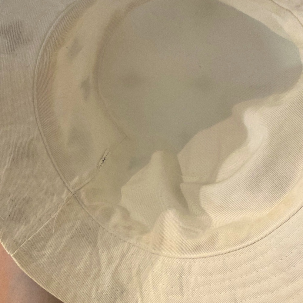 (GOOD CONDITION) Forever 21 girls bucket hat w/blue butterflies 🦋!! (One size) - Picture 12 of 16